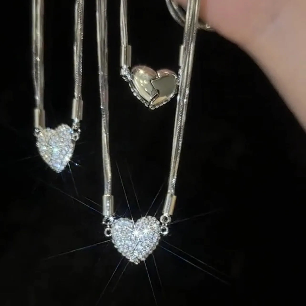 Exquisite Rhinestone Magnet Broken Heart Necklace